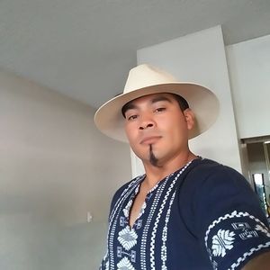 Meet your Posher, Federico